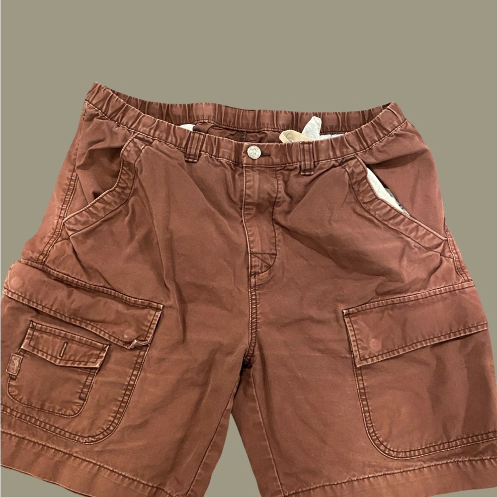 Rust Cargo Shorts with Adjustable Waistband and Durable Cotton